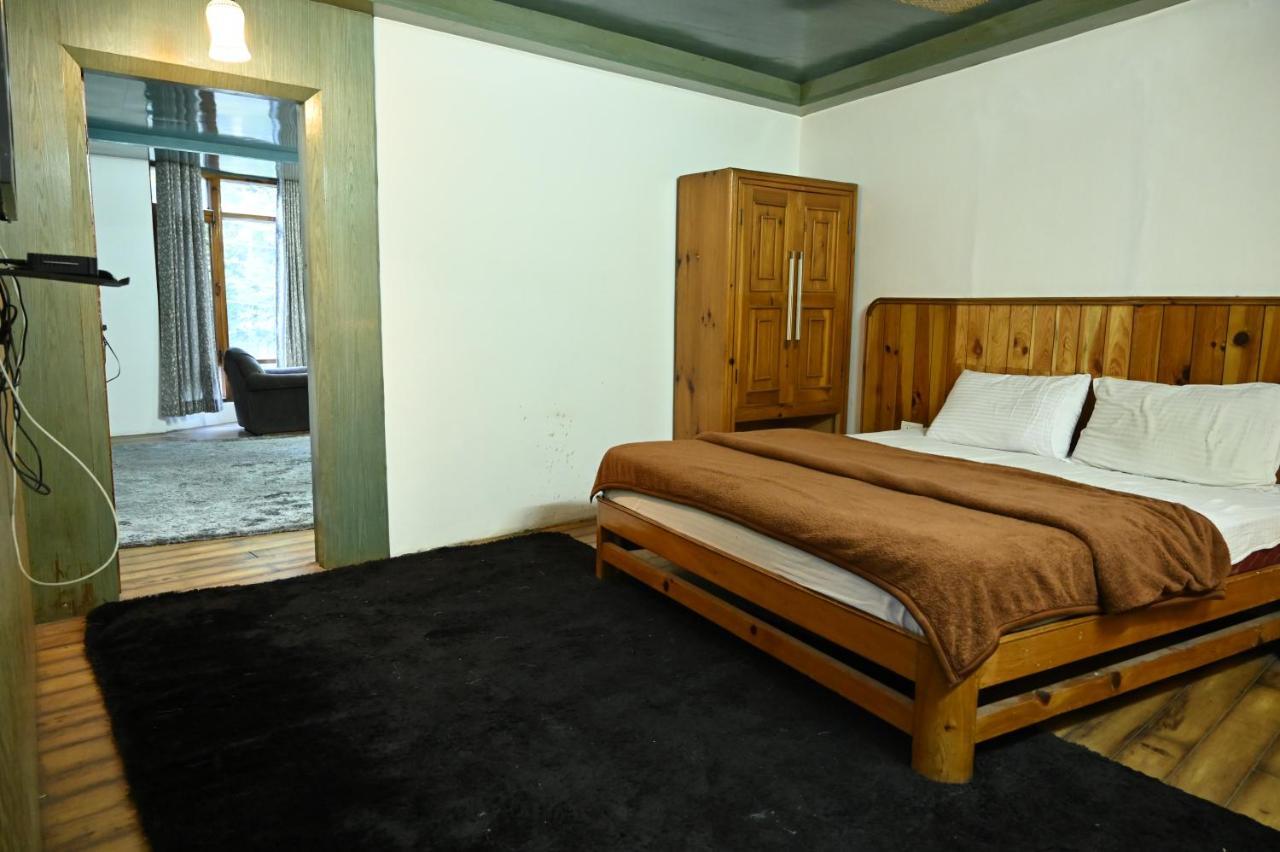 Hotel Manali Mahal Exterior photo