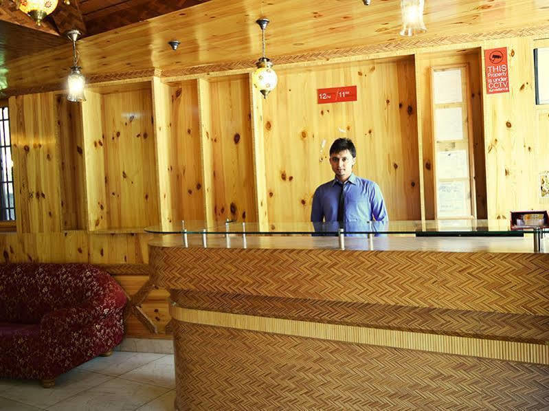 Hotel Manali Mahal Exterior photo